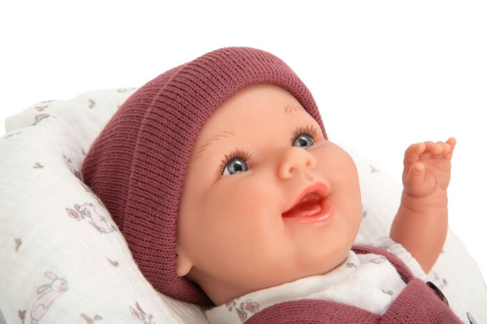 Muñeca elegance 35cm Gadi Granate C/Cojin (Muñeco  de Peso ) - Imagen 3