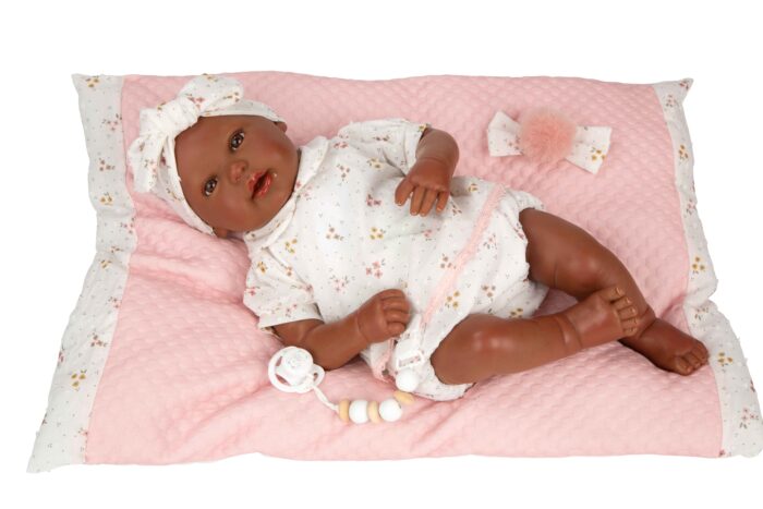 Muñeca reborn Arias 45cm Sasha Mulata C/Cojin - Imagen 2