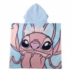 Poncho toalla Stitch Disney microfibra 55x77cm. Composición: 100% poliester. 250 gsm. - Imagen 2